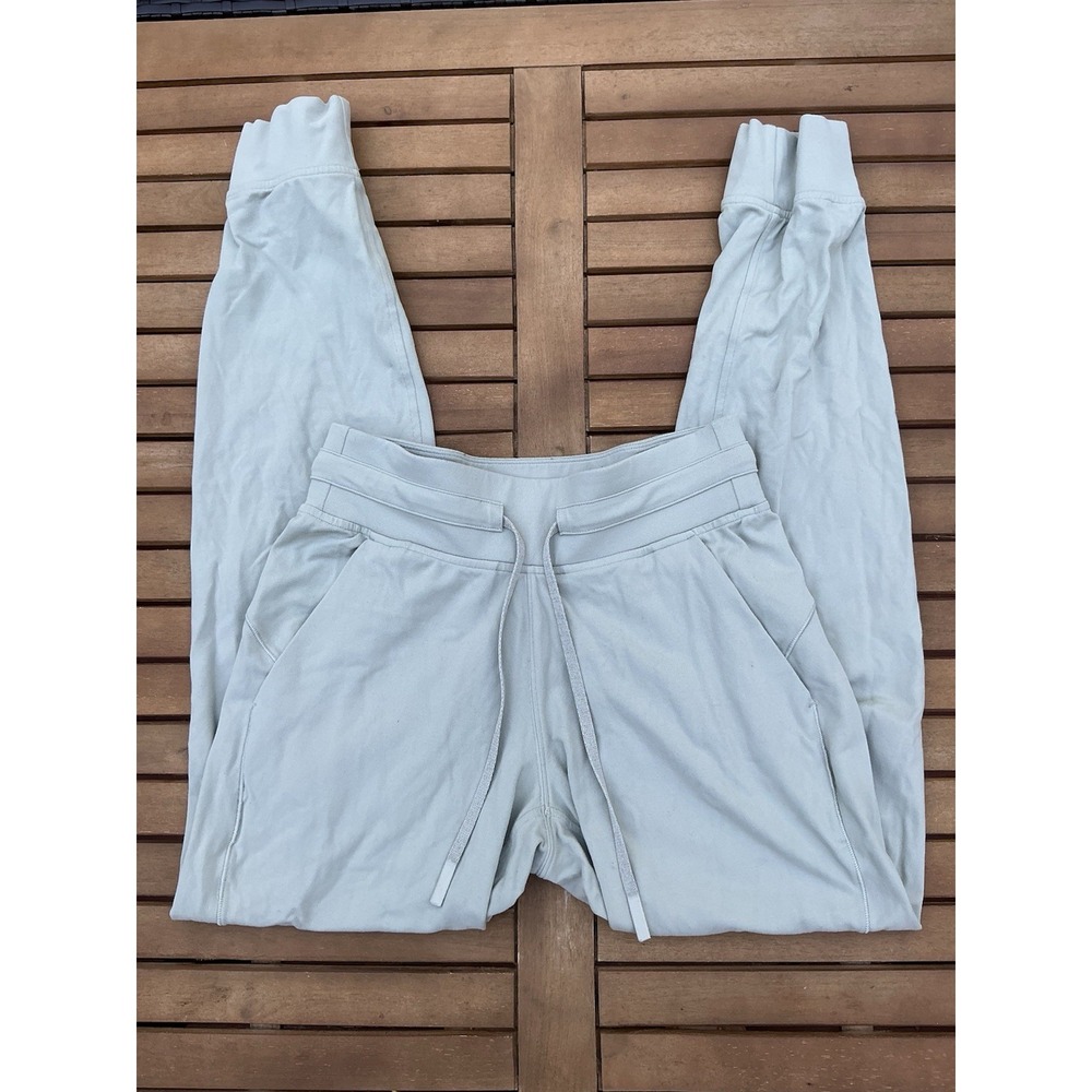Lululemon Ready To Rulu Mint Green Jogger Size 4 Inseam 28 - Picture 1 of 5